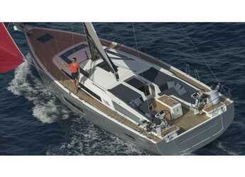 Rent a sailboat in Alimos Marina - Oceanis 51.1