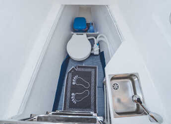 Alquilar catamarán en Volos - Lagoon 450 Fly 