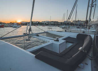 Alquilar catamarán en Volos - Lagoon 450 Fly 
