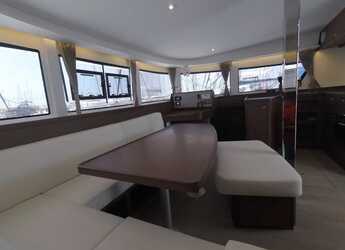 Alquilar catamarán en Marina Zeas - Lagoon 42