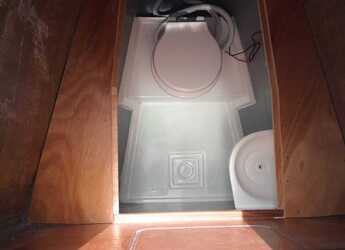 Alquilar catamarán en Marina Zeas - Lagoon 42