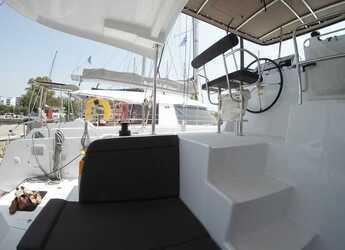 Alquilar catamarán en Marina Zeas - Lagoon 42