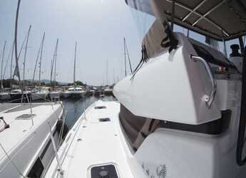 Alquilar catamarán en Marina Zeas - Lagoon 42