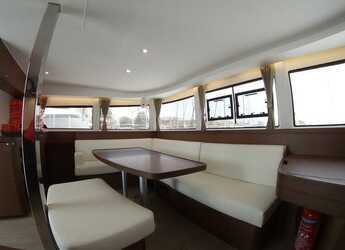 Alquilar catamarán en Marina Zeas - Lagoon 42