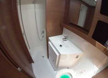 Alquilar catamarán en Marina Zeas - Lagoon 42