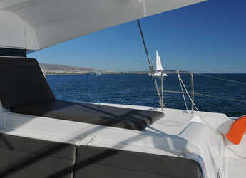 Alquilar catamarán en Marina Zeas - Lagoon 42