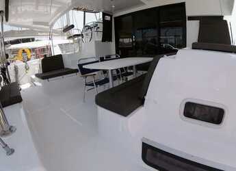 Alquilar catamarán en Marina Zeas - Lagoon 42