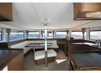 Alquilar catamarán en Marina Zeas - Lagoon 42