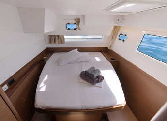 Alquilar catamarán en Marina Zeas - Lagoon 42