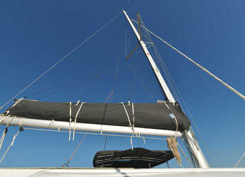 Alquilar catamarán en Marina Zeas - Lagoon 42