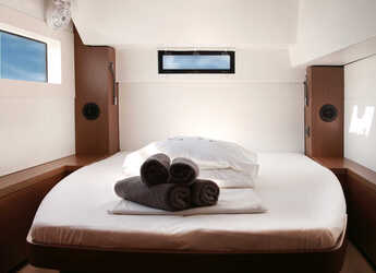 Alquilar catamarán en Marina Zeas - Lagoon 46 