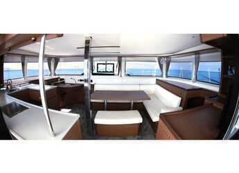 Alquilar catamarán en Marina Zeas - Lagoon 46 