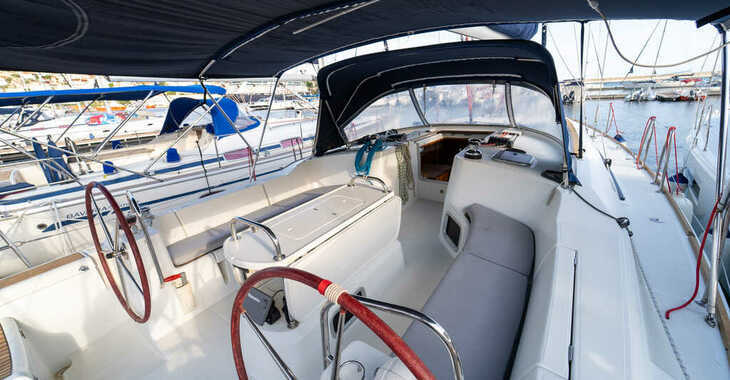 Rent a sailboat in Kavala - Marina Perigialiou - Sun Odyssey 44 i