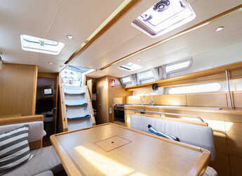 Rent a sailboat in Kavala - Marina Perigialiou - Sun Odyssey 44 i