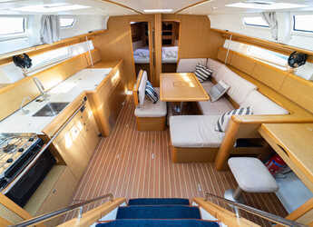 Rent a sailboat in Kavala - Marina Perigialiou - Sun Odyssey 44 i