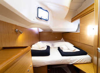 Rent a sailboat in Kavala - Marina Perigialiou - Sun Odyssey 44 i