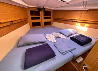 Rent a sailboat in Kavala - Marina Perigialiou - Sun Odyssey 44 i