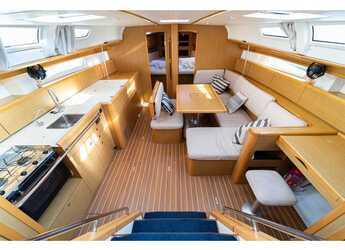 Rent a sailboat in Kavala - Marina Perigialiou - Sun Odyssey 44 i