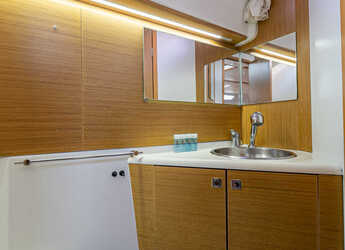 Rent a sailboat in Kavala - Marina Perigialiou - Sun Odyssey 44 i