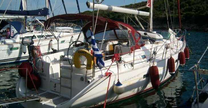 Rent a sailboat in Volos - Oceanis 411 Clipper
