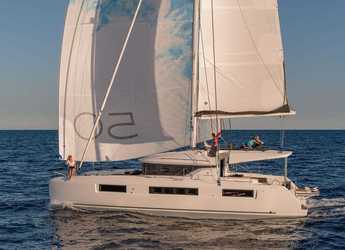 Rent a catamaran in Marina d'Arechi - LAGOON 50
