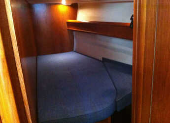 Chartern Sie segelboot in Marina Zeas - Sun Odyssey 49DS