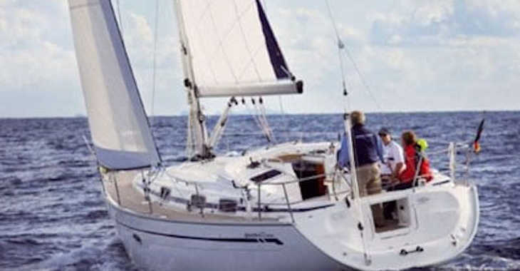 Rent a sailboat in Marina Sivota - Bavaria 37