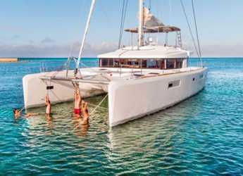 Rent a catamaran in Marina di Portisco - Lagoon 52F