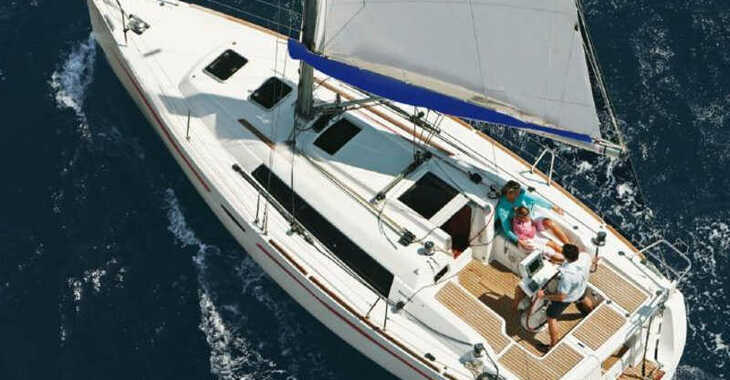Rent a sailboat in Marina di Procida - Sunsail 31 (Classic)