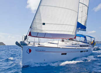 Rent a sailboat in Marina di Procida - Sunsail 51/4/4