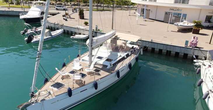 Rent a sailboat in Porto Capo d'Orlando Marina - Dufour 525 Grand Large