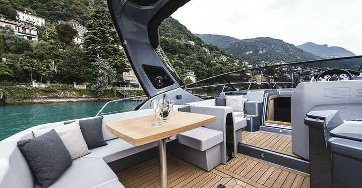 Chartern Sie motorboot in Marina di Stabia - Cranchi Z35