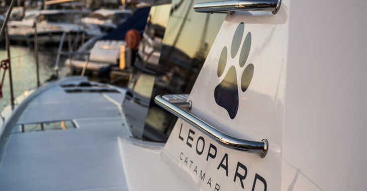 Rent a catamaran in Port of Mahe - Leopard 44