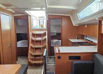 Noleggiare sailboat in Punat Marina - Bavaria C42