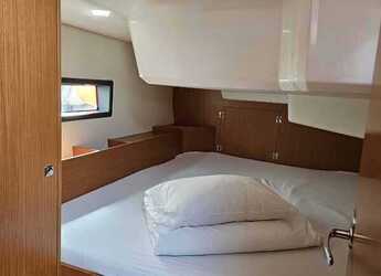 Noleggiare sailboat in Punat Marina - Bavaria C42