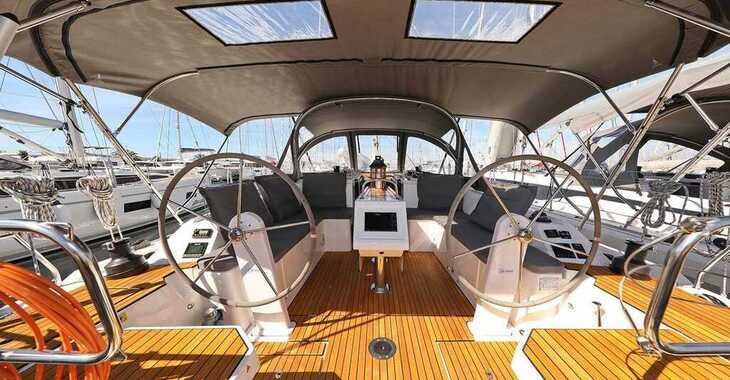Chartern Sie segelboot in Marina Kornati - Bavaria C42 Style