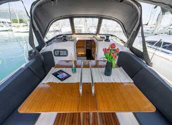 Alquilar velero en Marina Kastela - Elan Impression 40.1