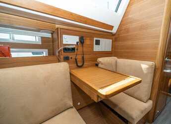 Alquilar velero en Marina Kastela - Elan Impression 40.1