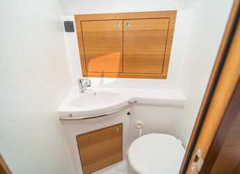 Alquilar velero en Marina Kastela - Elan Impression 40.1