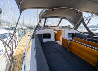 Alquilar velero en Marina Kastela - Elan Impression 45.1