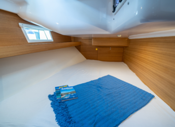 Alquilar velero en Marina Kastela - Elan Impression 45.1