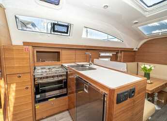 Alquilar velero en Marina Kastela - Elan Impression 40.1