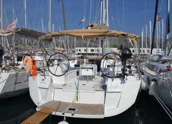 Rent a sailboat in Marina Baotić - Sun Odyssey 519 - 5 + 1 cab.