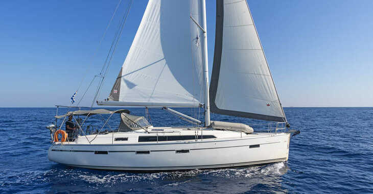 Rent a sailboat in Rhodes Marina - Bavaria Cruiser 41