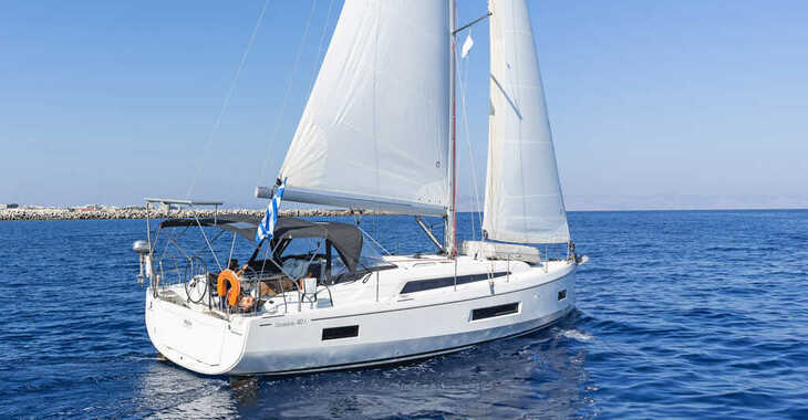 Louer voilier à Rhodes Marina - Oceanis 40.1 (3+1 cab)