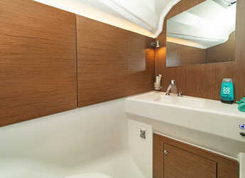 Alquilar velero en Rhodes Marina - Oceanis 40.1 (3+1 cab)