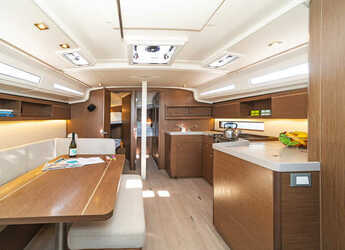 Alquilar velero en Rhodes Marina - Oceanis 40.1 (3+1 cab)