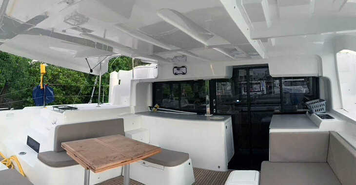 Rent a catamaran in Nanny Cay - Lagoon 46 - 4 cab.