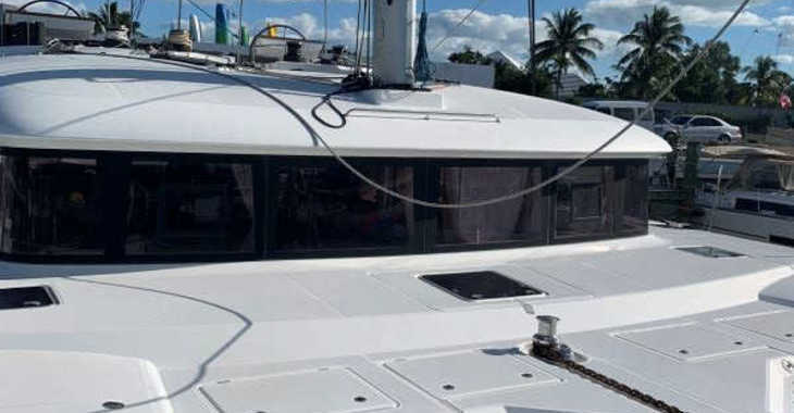 Louer catamaran à Marina Cienfuegos - Lagoon 620 - 6 + 2 cab.