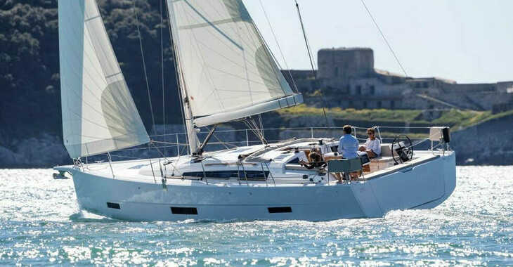 Chartern Sie segelboot in Porto Olbia - Dufour 430 GL